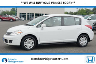 2010 Nissan Versa 1.8 S 3N1BC1CP2AL373689 2010 Nissan Versa 1.8 S