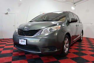 2014 Toyota Sienna LE 8-Passenger 5TDKK3DC5ES414940 2014 Toyota Sienna LE 8-Passenger