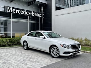 2018 Mercedes-Benz E-Class E 300 4MATIC WDDZF4KBXJA390229 2018 Mercedes-Benz E-Class E 300 4MATIC