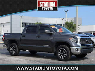 2018 Toyota Tundra SR5 5TFDY5F15JX716750 2018 Toyota Tundra SR5
