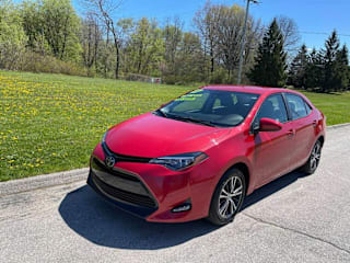 2017 Toyota Corolla LE 5YFBURHE5HP706996 2017 Toyota Corolla LE