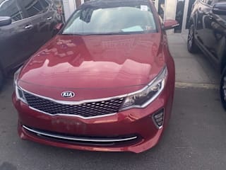 2018 Kia Optima S 5XXGT4L30JG241043 2018 Kia Optima S