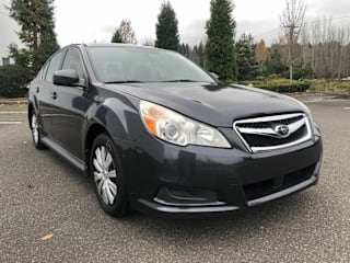2010 Subaru Legacy 2.5i 4S3BMBA67A3245633 2010 Subaru Legacy 2.5i