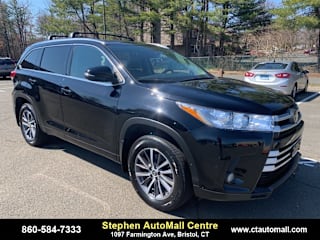2018 Toyota Highlander XLE 5TDJZRFH3JS859481 2018 Toyota Highlander XLE