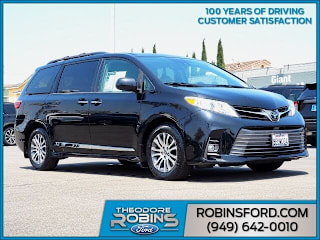 2018 Toyota Sienna XLE Premium 8-Passenger 5TDYZ3DC9JS927379 2018 Toyota Sienna XLE Premium 8-Passenger