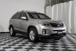 2015 Kia Sorento LX 5XYKTDA75FG583946 2015 Kia Sorento LX