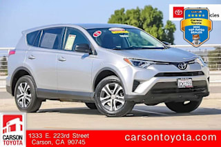 2018 Toyota RAV4 LE JTMZFREV2JJ176283 2018 Toyota RAV4 LE
