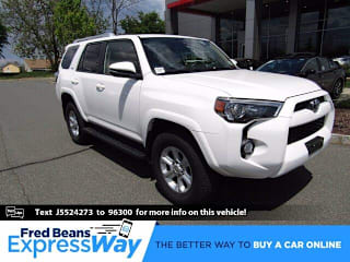 2018 Toyota 4Runner SR5 Premium JTEBU5JR2J5524273 2018 Toyota 4Runner SR5 Premium