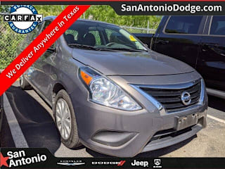 2017 Nissan Versa 1.6 SV 3N1CN7AP6HK422722 2017 Nissan Versa 1.6 SV