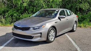 2018 Kia Optima LX 5XXGT4L30JG182768 2018 Kia Optima LX