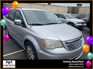2011 Chrysler Town and Country Touring-L 2A4RR8DG5BR798985 2011 Chrysler Town and Country Touring-L