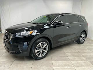 2020 Kia Sorento LX V6 5XYPG4A55LG689897 2020 Kia Sorento LX V6