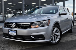 2018 Volkswagen Passat 2.0T SE 1VWBA7A31JC024439 2018 Volkswagen Passat 2.0T SE