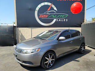2012 Kia Forte5 KNAFU5A29C5586830 2012 Kia Forte5