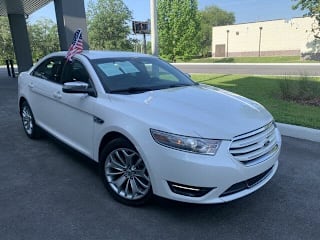 2014 Ford Taurus Limited 1FAHP2F8XEG100215 2014 Ford Taurus Limited