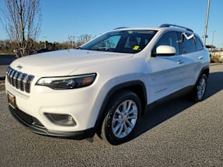 2019 Jeep Cherokee 1C4PJLCB6KD114333 2019 Jeep Cherokee