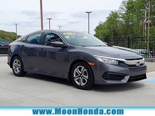2018 Honda Civic LX 19XFC2E56JE036785 2018 Honda Civic LX