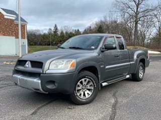 2006 Mitsubishi Raider 1Z7HT32N06S543080 2006 Mitsubishi Raider