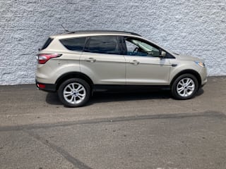 2018 Ford Escape 1FMCU0HD1JUA70976 2018 Ford Escape