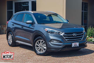 2017 Hyundai Tucson SE KM8J33A42HU486146 2017 Hyundai Tucson SE