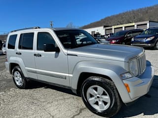 2010 Jeep Liberty Sport 1J4PN2GK9AW142522 2010 Jeep Liberty Sport