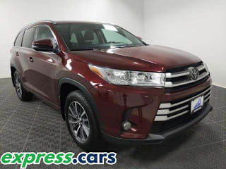2017 Toyota Highlander XLE 5TDJZRFH3HS464761 2017 Toyota Highlander XLE