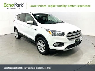 2019 Ford Escape SE 1FMCU9GD8KUB65283 2019 Ford Escape SE