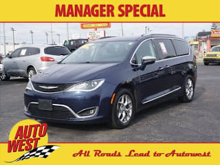 2017 Chrysler Pacifica Limited 2C4RC1GG4HR712410 2017 Chrysler Pacifica Limited