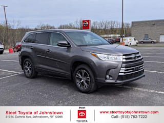 2018 Toyota Highlander LE 5TDBZRFH6JS868213 2018 Toyota Highlander LE