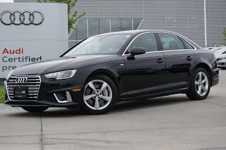 2019 Audi A4 2.0T quattro Premium WAUDNAF46KA030858 2019 Audi A4 2.0T quattro Premium