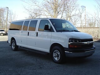 2015 Chevrolet Express Passenger LT 3500 1GAZG1FG8F1106107 2015 Chevrolet Express Passenger LT 3500
