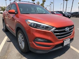 2016 Hyundai Tucson SE KM8J33A42GU210886 2016 Hyundai Tucson SE