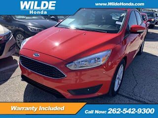2017 Ford Focus SE 1FADP3K24HL317874 2017 Ford Focus SE
