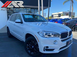 2018 BMW X5 xDrive40e iPerformance 5UXKT0C56J0V98747 2018 BMW X5 xDrive40e iPerformance