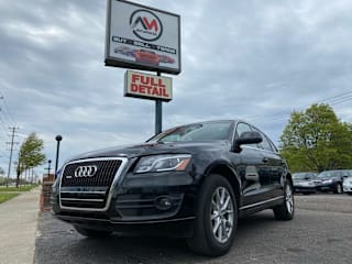 2010 Audi Q5 3.2 quattro Premium Plus WA1LKAFPXAA079944 2010 Audi Q5 3.2 quattro Premium Plus