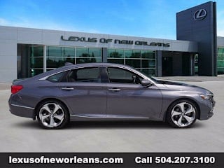2018 Honda Accord Touring 1HGCV2F9XJA034721 2018 Honda Accord Touring