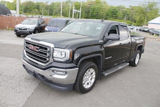 2018 GMC Sierra 1500 SLE 2GTV2MEC3J1108435 2018 GMC Sierra 1500 SLE