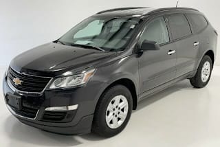 2017 Chevrolet Traverse LS 1GNKRFED5HJ175922 2017 Chevrolet Traverse LS