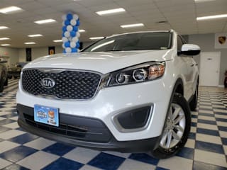 2017 Kia Sorento LX 5XYPGDA39HG272241 2017 Kia Sorento LX