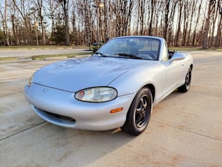 1999 Mazda MX-5 Miata JM1NB3538X0114956 1999 Mazda MX-5 Miata