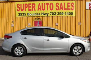 2018 Kia Forte LX 3KPFK4A78JE254281 2018 Kia Forte LX