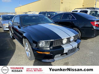 2008 Ford Mustang 1ZVHT82H185105279 2008 Ford Mustang