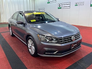 2018 Volkswagen Passat 2.0T SE 1VWBA7A37JC017981 2018 Volkswagen Passat 2.0T SE