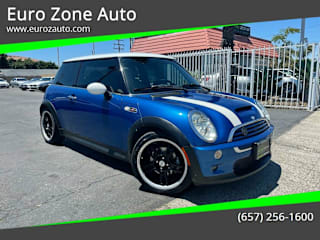 2006 MINI Cooper S WMWRE33576TJ39693 2006 MINI Cooper S