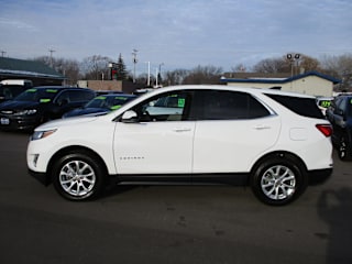 2019 Chevrolet Equinox LT 2GNAXUEV8K6215817 2019 Chevrolet Equinox LT