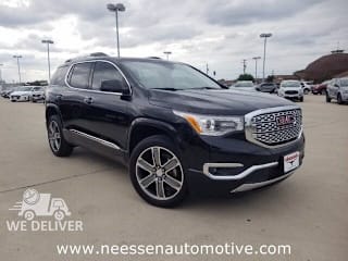 2019 GMC Acadia Denali 1GKKNPLS5KZ210063 2019 GMC Acadia Denali