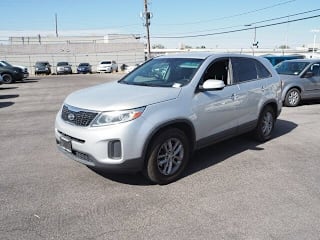 2014 Kia Sorento LX 5XYKT3A69EG482165 2014 Kia Sorento LX