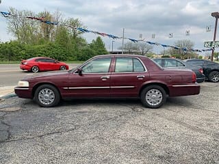2008 Mercury Grand Marquis GS 2MEFM74V88X618711 2008 Mercury Grand Marquis GS