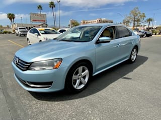 2013 Volkswagen Passat 1VWBP7A33DC011601 2013 Volkswagen Passat