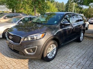 2017 Kia Sorento LX 5XYPGDA3XHG259885 2017 Kia Sorento LX